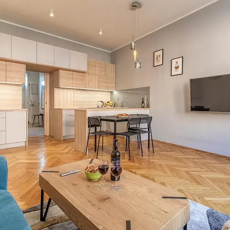 Stylish Luxury Flat In Old Town Bratislava