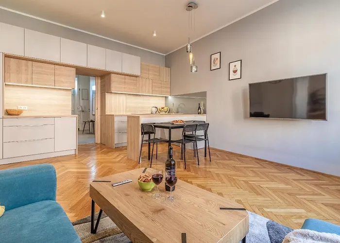 Stylish Luxury Flat In Old Town Bratislava